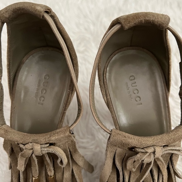 Gucci Suede Fringe Trim Accent T-Strap Sandals - Picture 2 of 16